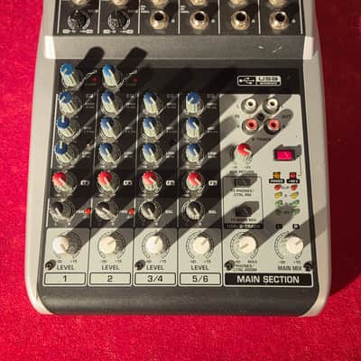 Behringer Xenyx Q802USB 8-Input Mixer w/ Power Supply image 2