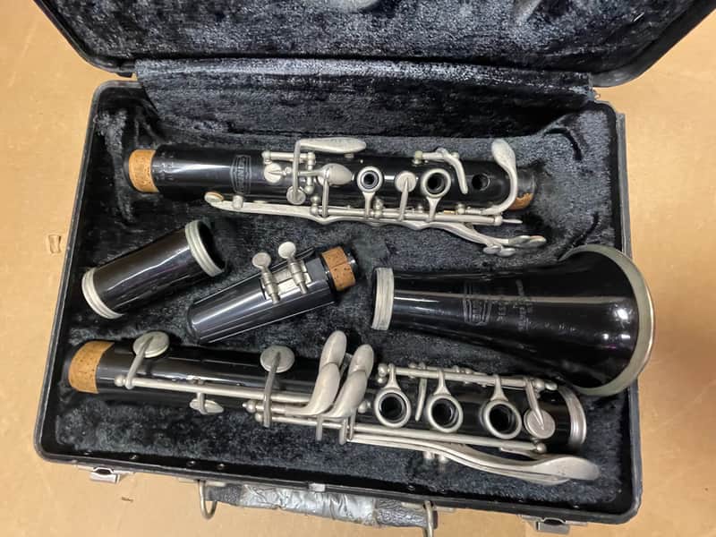 Bundy Student Clarinet by Selmer – As Is / Non-Functioning – For Repair image 1