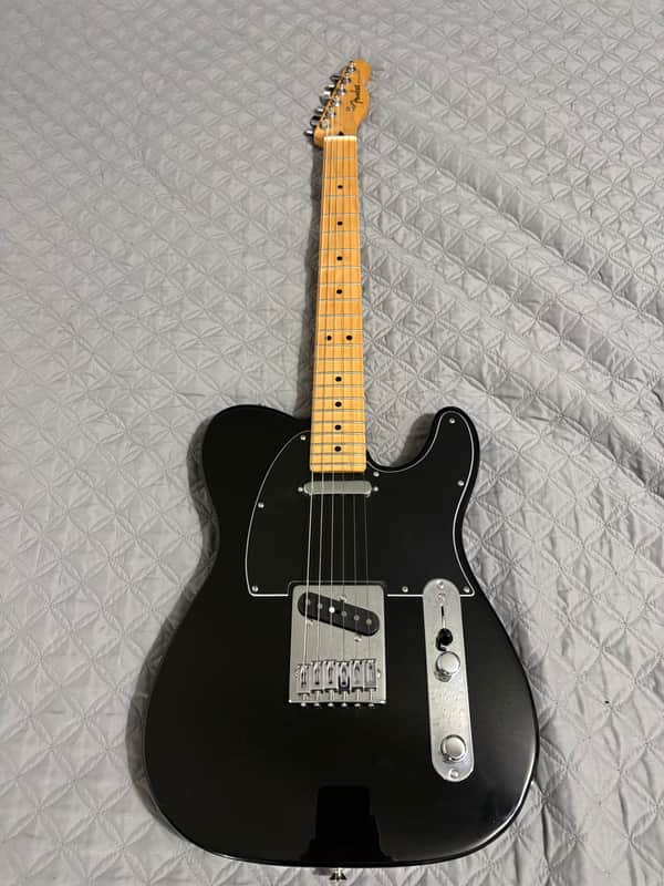 Fender Player Telecaster, Maple Fingerboard, with Fender padded case