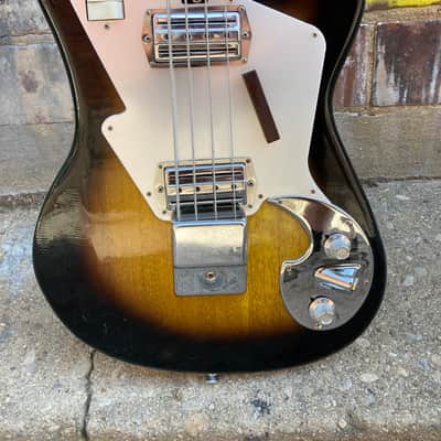 Victoria Short scale 1960’s Sunburst image 2