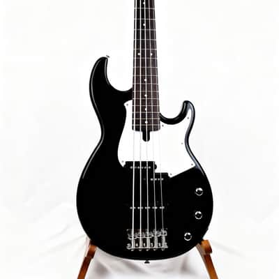 Yamaha BB235 5 String Bass Black PJ Pickup Alder Body Passive image 4