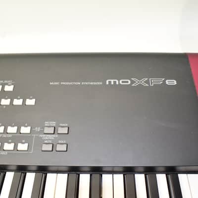 Yamaha MOXF8 88-Key Synthesizer Workstation Keyboard image 7