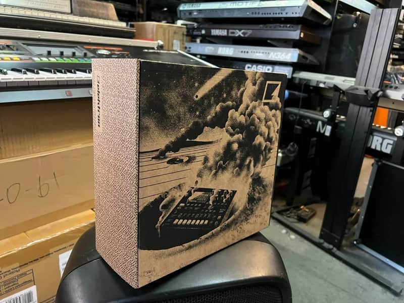 Elektron Digitone 8-Voice Digital Synthesizer in box //ARMENS// image 1