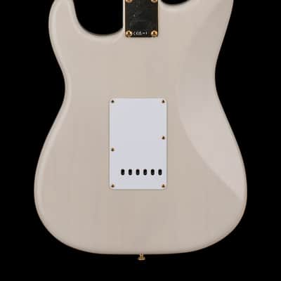 Fender Limited Edition Vintera III Late '50s Stratocaster - White Blonde #14698 image 2