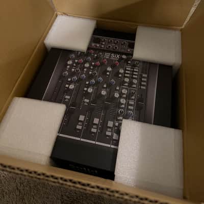 Solid State Logic SiX 4-Channel Analog Mixer plus D-Sub snakes and travel case 2019 - Present - Black image 2