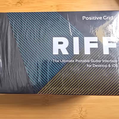 Positive Grid RIFF USB Guitar Audio Interface 2023 - Present - Black image 1