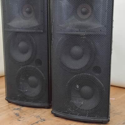Mackie SA1232 Active 3-Way Sound Reinforcement Speaker System (PAIR) *ASK FOR SHIPPING* CG00SCF image 3