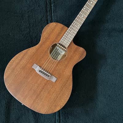 Martin  000C-10E Special Cutaway AC/EL -Satin Sapele 4lbs. 7.4oz #2865071 w/Gigbag image 3