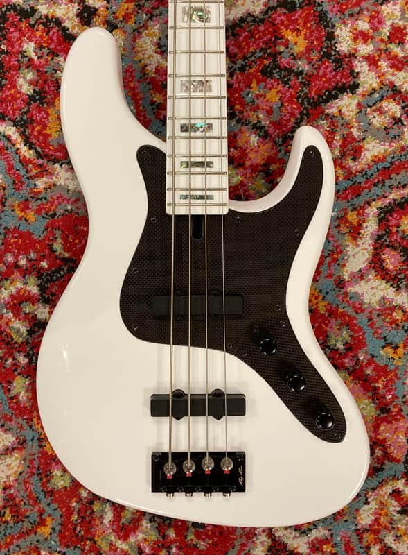 Brubaker USA JXB 4 2023 - White Gloss, Excellent, DEMO, SKU: I750889 image 1