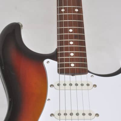 Fender Japan ST62(3TS)'62 Stratocaster 3-Tone Electric Guitar Ref No 6617 image 7