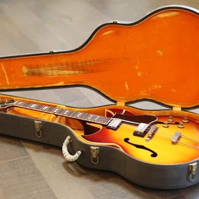 Vintage! 1962 Gibson Barney Kessel Custom Archtop Hollowbody Electric Guitar Cherry Sunburst + OHSC image 20