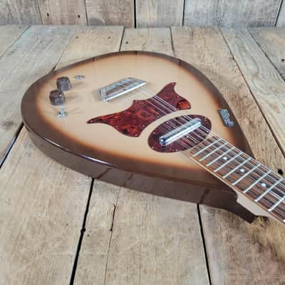 Danelectro Bellzouki 12 String Teardrop 1960s w/ Gig Bag - Brown Burst image 11