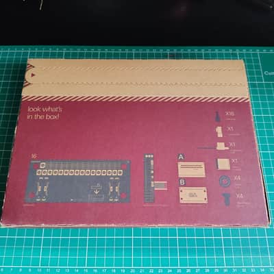 Teenage Engineering POM-16 Keyboard - Burgundy image 2