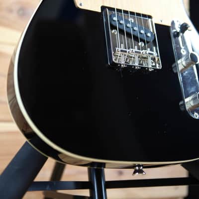 Squier LIMITED EDITION CLASSIC VIBE 60S CUSTOM TELECASTER SH WIDE RANGE - Black image 7