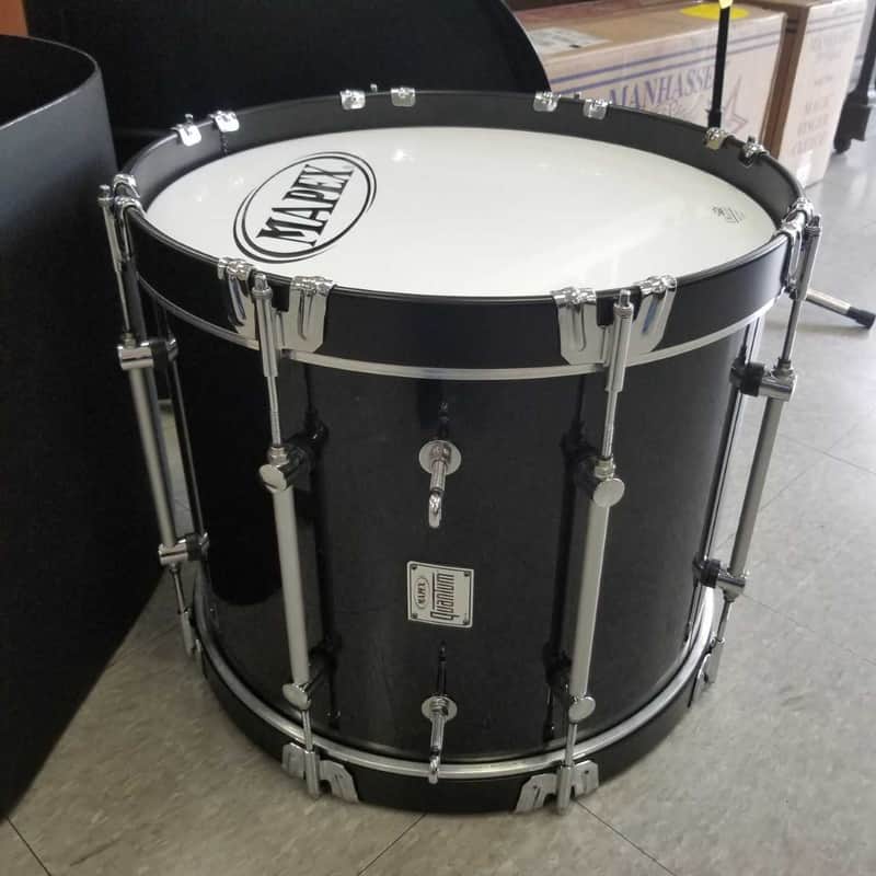Mapex Quantum Bass Drum with Harness and Case 18"x14" image 1