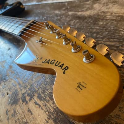 Fender Jaguar 1966 Reissue CIJ R-Serial 2004-2005 Three Tone Sunburst image 8