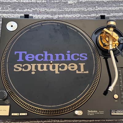 Technics SL-1200LTD Gold Limited Edition Direct Drive Turntable No 2856 image 3