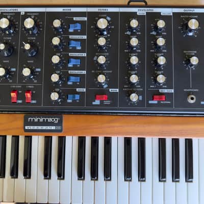 Moog Minimoog Voyager Old School image 4