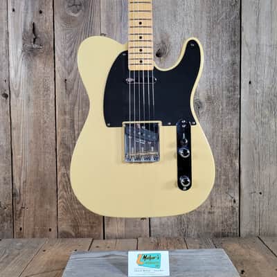 Fender Telecaster Vintera II 50s Nocaster 2024 MIM w/ Gig Bag - Blackguard Blonde