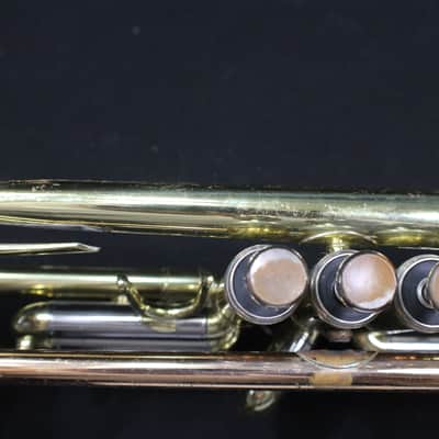 A Conn Bb Trumpet in a Hard Case as-is # 16 T image 8