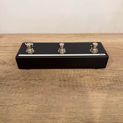 Vox VFS3 3-Button Mini GO Footswitch - Black image 3