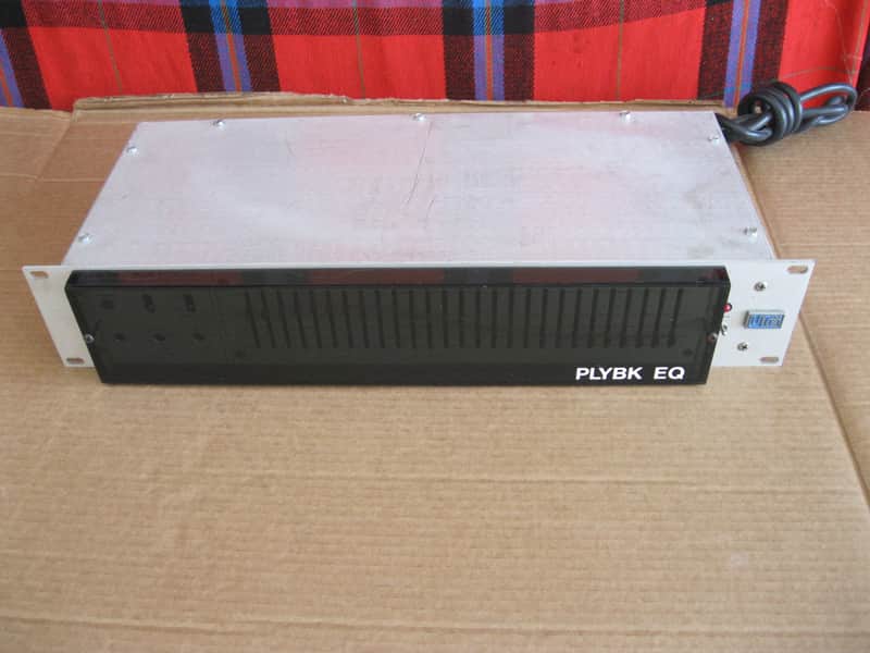 UREI Model 539 Graphic Equalizer - 1/3 Octave image 1