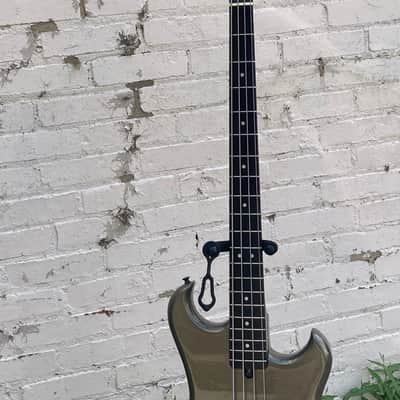 Electra Phoenix X635 Bass in Graphite MIJ image 3