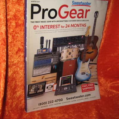 Sweetwater Pro Gear Catalog from 2017   602 Pages Bild 1