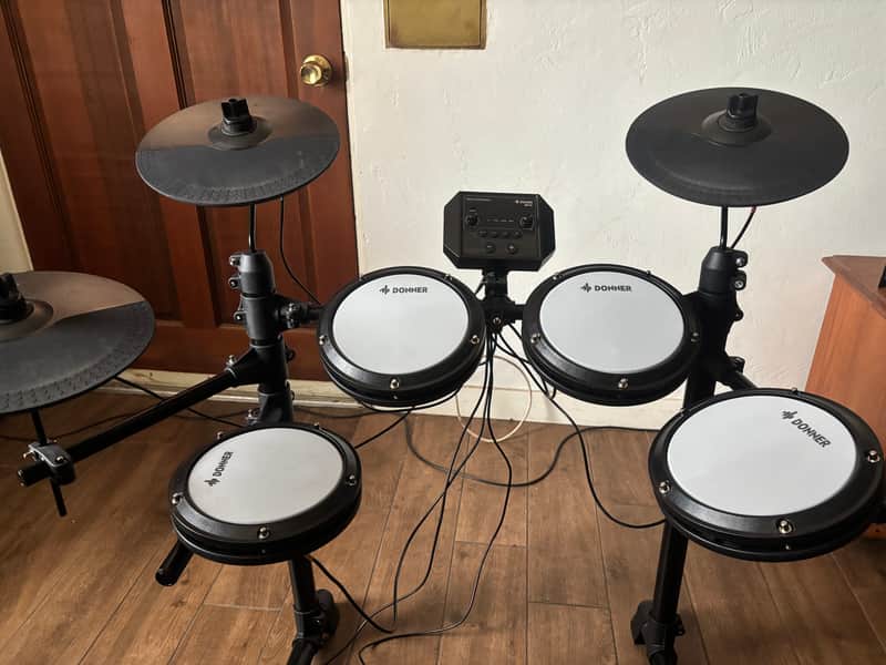Donner DED-80 Electronic Drum Set with Mesh Heads image 1