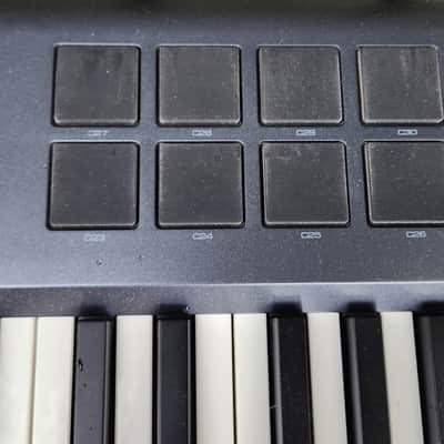 STUDIO SALE! M-Audio Axiom 61 - Key Semi-Weighted USB MIDI Controller image 9