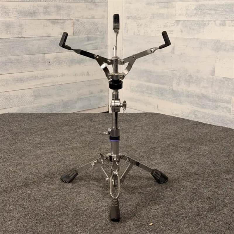 Used Yamaha 800 Series Double-Braced Snare Stand - Good image 1