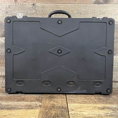 SKB PS-45 stereo pedal board power conditioner with case image 10