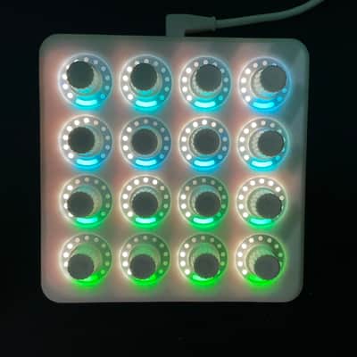 DJ TechTools MIDI Fighter Twister (White) – Excellent Condition + Original Box & Cable image 2