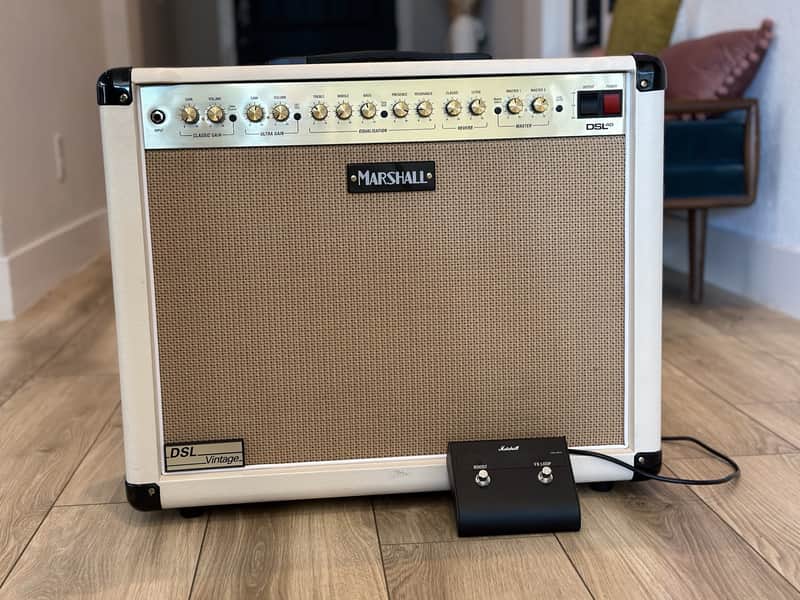 Marshall DSL40CR-C (Upgraded Speaker, Vintage Design) image 1