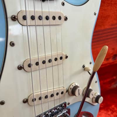 Fender Stratocaster with Rosewood Fretboard 1958 - 1965 - Blue Refin image 4
