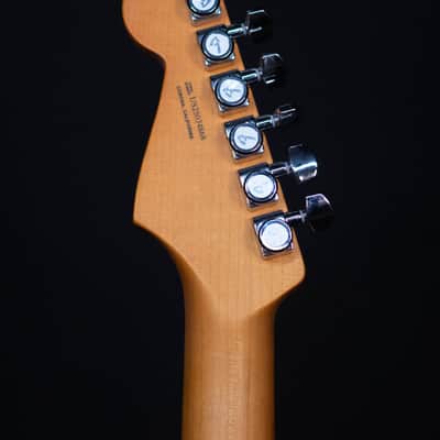 Fender American Ultra II Stratocaster, Maple FB, Avalanche image 10