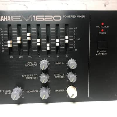 Yamaha EM1620 Powered Mixer image 4