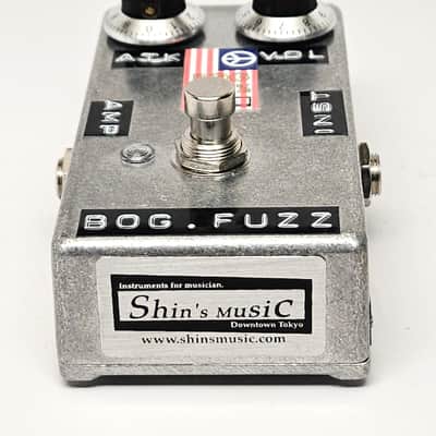 used Shin's Music BOG Fuzz in Plane Metal, Mint Condition with Box! image 4