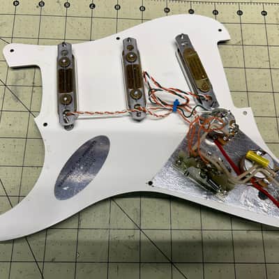 Lace Sensors Gold loaded pick guard image 2