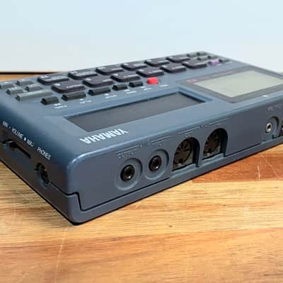 Yamaha SU10 Sampler - Dark Blue image 4