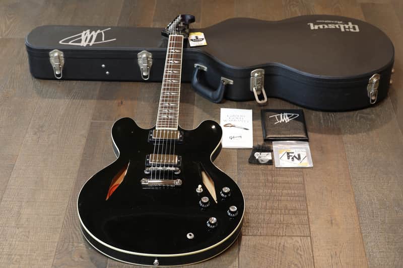 2007 Gibson Custom Shop Inspired By Series Dave Grohl Signature DG-335 Black Ebony + COA OHSC