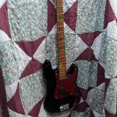 Squier Precision Bass 2000's image 1