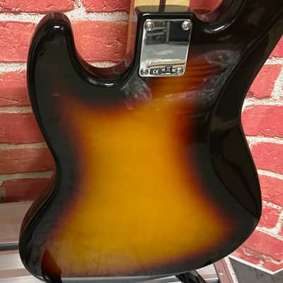 Fender Standard Jazz Bass Fretless with Rosewood Fingerboard 1997 - 2008 - Brown Sunburst image 3