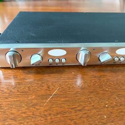Grace Design Model 201 2-Channel Microphone Preamp 1997 - 2005 - Silver image 2