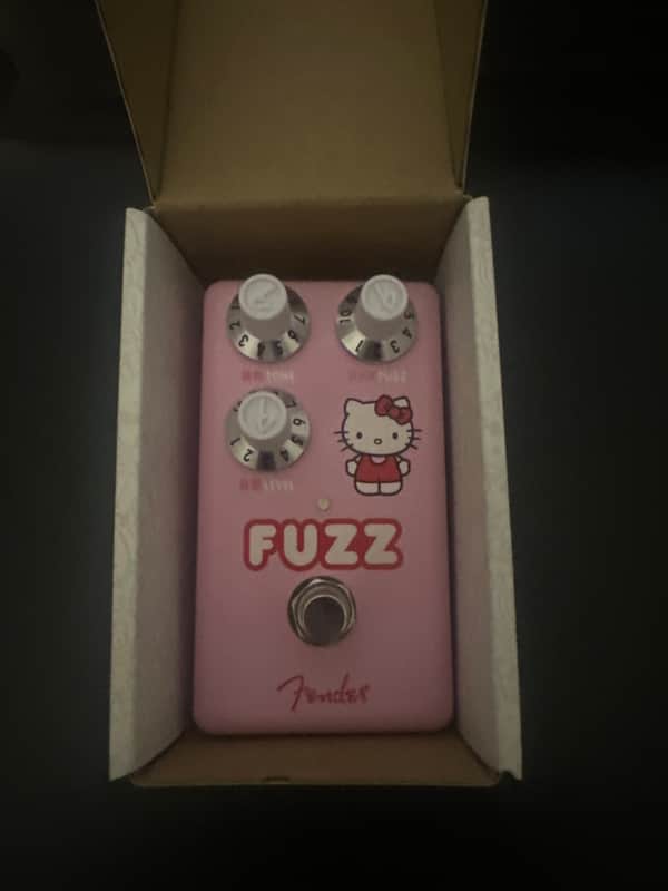 Fender Hello Kitty Fuzz