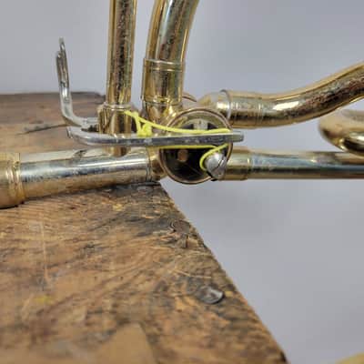 Signature 2000 Custom Series F-Attachment Trombone Brass Just serviced , no case image 10
