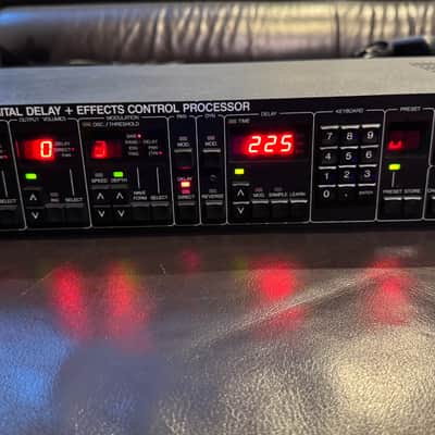 TC Electronic 2290 Dynamic Digital Delay | Reverb Canada