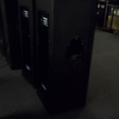 Mackie SA-1232 Tri-Amplified Active Sound Reinforced Dual 12" Speakers Black image 10