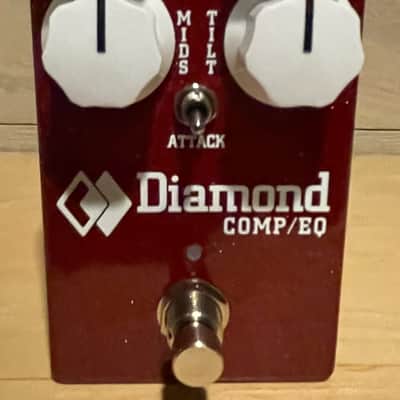 Diamond Comp / EQ 2026 #Basically Brand New# Limited Red Sparkle Maple Leaf image 1