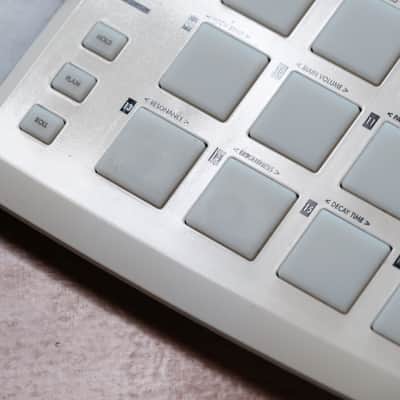 Korg padKONTROL USB Drum Pad Studio Controller 2005 - Present - White image 14